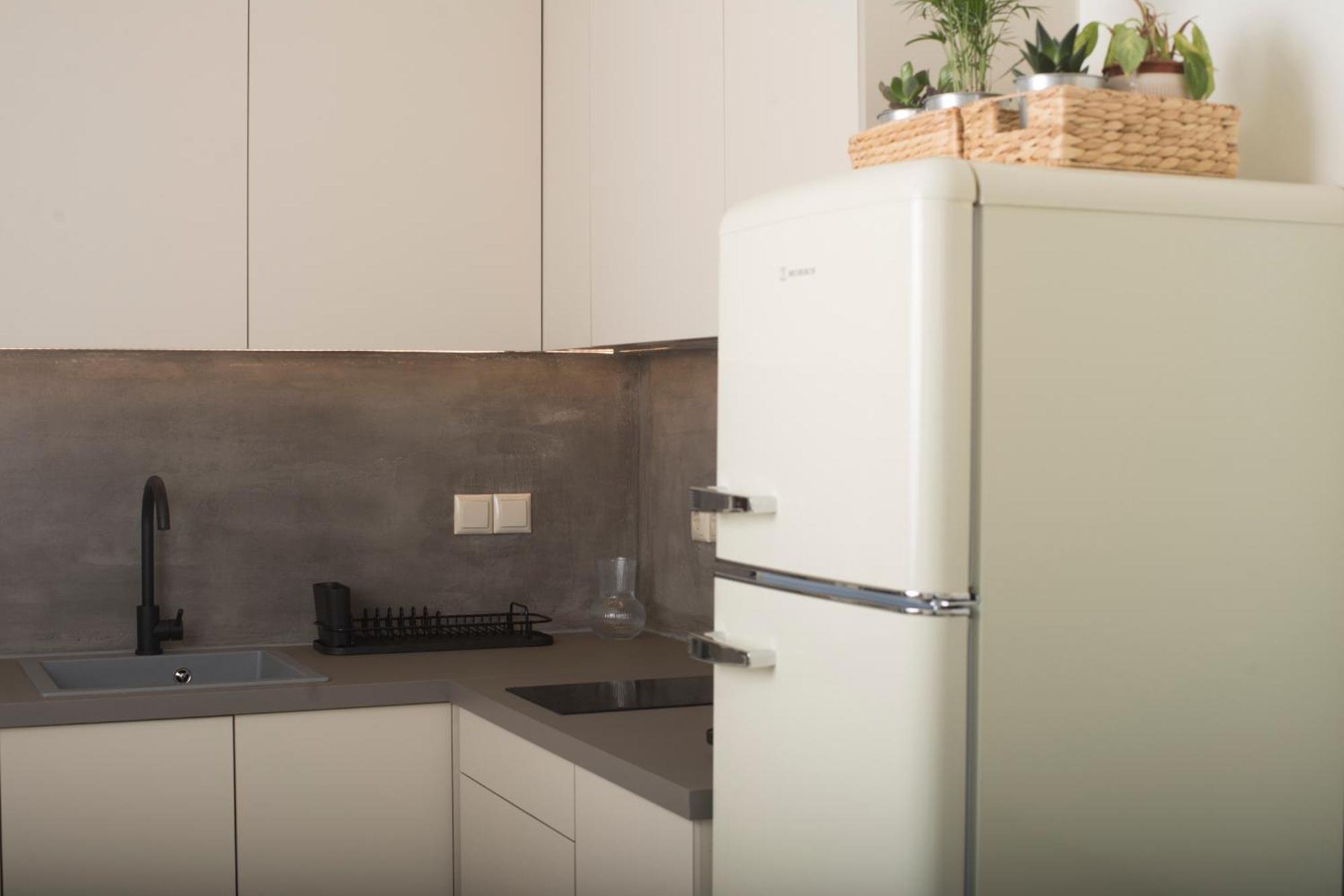 Spectacular apartment near Dance Hall/Center Kalamata Exterior foto