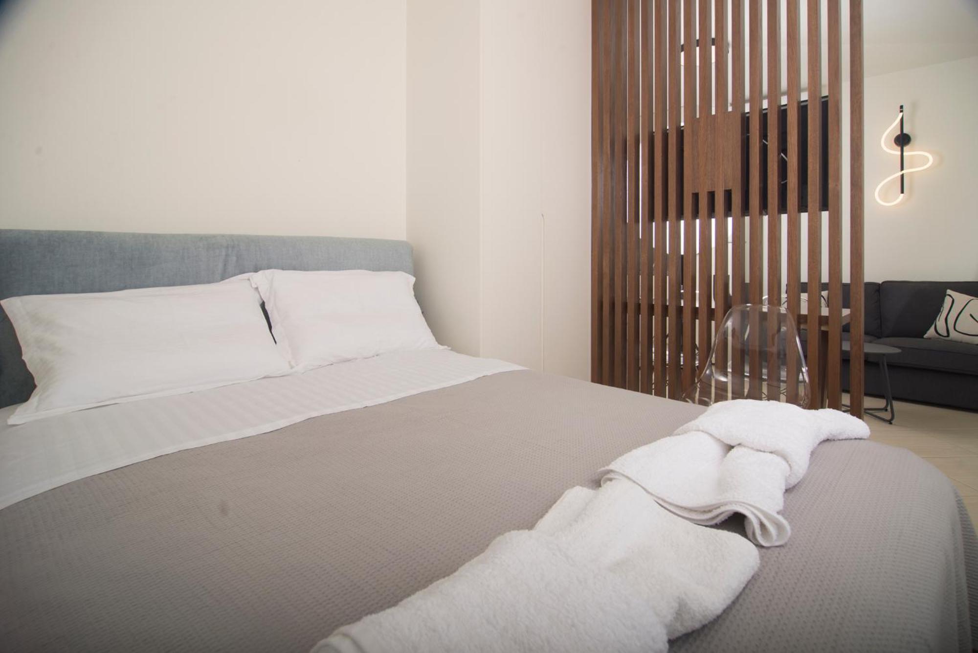Spectacular apartment near Dance Hall/Center Kalamata Exterior foto